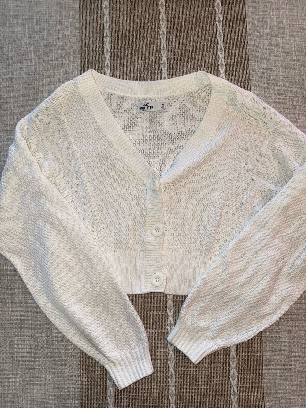 Hollister Ivory Cropped Button-Up Knit Cardigan